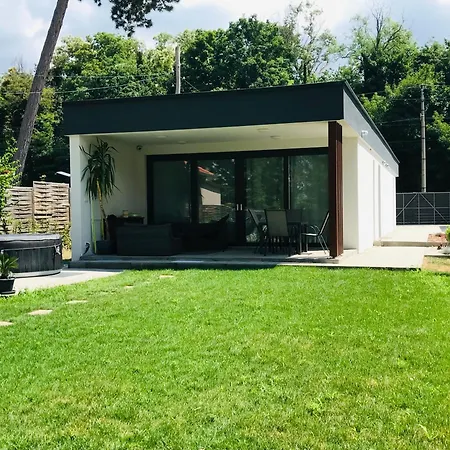 Apartament Ala'toboz *